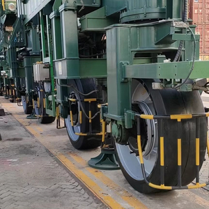 Neumático de caucho de alta resistencia ampliamente utilizado en grúas pórticas de muelle, apiladores de contenedores con neumáticos de caucho 26.5-25 23.5-25 16.00 20.5 25 - Product Image 2