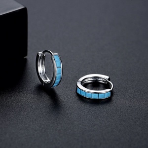 Pendientes de Aro de Aleación de Cobre Chapados en Oro con Circonita Geométrica de Estilo Francés Cristiano, Azules y Modernos para Mujer - Product Image 5