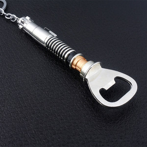 Gadgets <span class=keywords><strong>de</strong></span> <span class=keywords><strong>cocina</strong></span> Llave <span class=keywords><strong>de</strong></span> metal Abridores <span class=keywords><strong>de</strong></span> cerveza Falcon Stars <span class=keywords><strong>Wars</strong></span> Abrebotellas Llavero - Product Image 2
