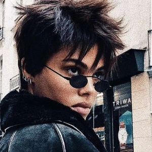 Lunettes de soleil rondes rétro en métal style punk pour femmes, avec logo personnalisé, collection 2025 - Product Image 3