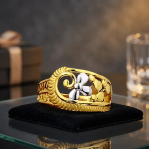 Anillo de Oro de Lujo con Diseño Floral, Patrón de Filigrana Texturizado Clásico, Unisex, para Boda, Compromiso o Uso Diario - Product Image 3