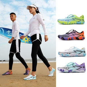 Zapatos de Agua con Punta Cerrada, Parte Superior de Malla, Suela de Goma Antideslizante, Unisex, para Uso en la Playa en Verano, Entresuela de EVA - Product Image 1
