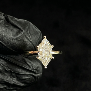 Anillo de compromiso grande con diamante marquesa holandés en oro amarillo, anillo solitario clásico, joyería nupcial atemporal, anillo de lujo. - Product Image 1
