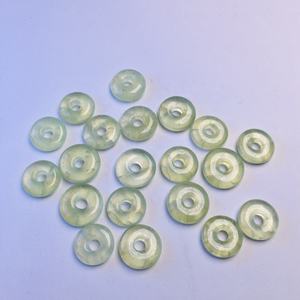 Vente en gros <span class=keywords><strong>de</strong></span> pierres précieuses en cristal <span class=keywords><strong>de</strong></span> haute qualité, jade, donut, pierre <span class=keywords><strong>de</strong></span> lune, aigue-marine, fluorite pour <span class=keywords><strong>la</strong></span> fabrication <span class=keywords><strong>de</strong></span> bijoux en pendentif et en bracelet DIY - Product Image 4