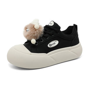 LYKU Zapatillas Planas de Moda Transpirables para Mujer, Estilo Lindo, para Otoño y Verano, Casuales para Estudiantes, Hechas en Zhejiang, China - Product Image 5