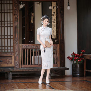 Primavera otoño mujeres tradicional chino <span class=keywords><strong>blanco</strong></span> Qipao dulce Floral estilo Natural niñas elegante <span class=keywords><strong>Cheongsam</strong></span> para fiesta Festival - Product Image 3