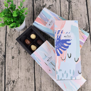 Подарочный набор в корейском стиле: высококачественная квадратная коробка для носков с выдвижным ящиком, с цветочным чаем, шоколадом и упаковкой из белой картона. - Product Image 2
