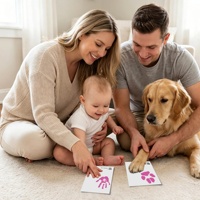 Kit de 3 empreintes de pieds de bébé sans encre, cartes de jalons de développement pour bébé, kit d'empreintes de mains et de pieds de nouveau-né, cadeau souvenir pour empreintes de mains et de pieds de bébé