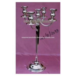Candélabre en aluminium à cinq bras plaqué argent pour décoration de table d'hôtel et de restaurant - Product Image 2