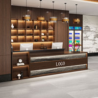 Bureau de réception moderne de luxe en placage de bois sur mesure avec éclairage LED pour hall d'hôtel, bureau d'entreprise, immeuble commercial