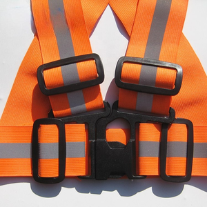 เสื้อกั๊กสะท้อนแสงแบบปรับได้สำหรับเดิน - Product Image 6
