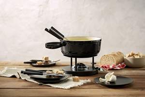 Pot à fondue au chocolat en <span class=keywords><strong>fonte</strong></span> émaillée personnalisé <span class=keywords><strong>caquelon</strong></span> à fondue au fromage ustensiles de cuisine traditionnels suisses ensemble de fondue - Product Image 5