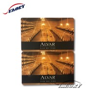 Cartes de crédit Visa personnalisées à interface unique ou double, cartes de débit Mastercard vierges en plastique