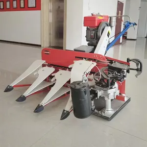 मिनी चावल हार्वेस्टिंग मशीन हैंड रीपर बाइंडर मूल्य गेहूं काटने की मशीनें 3 पंक्तियों 250 - 300 मिमी की दूरी 900 कार्य चौड़ाई