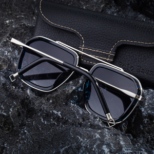Lunettes de soleil carrées <span class=keywords><strong>en</strong></span> métal à double pont UV400 personnalisées avec logo, tendance et stylées, pour hommes, de la marque Partagas Wholesale Fashion. - Product Image 4