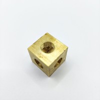 Cube en laiton massif de haute qualité de 20 mm avec trous filetés de 10 mm sur 6 côtés, usiné CNC, compatible électroérosion à fil