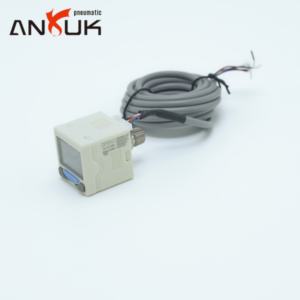 Electronic Pneumatic Switch For <strong>Air</strong> <strong>Flow</strong> <strong>Detection</strong> G18 Port With Adjustable Output Signal And LED Display - Product Image 1