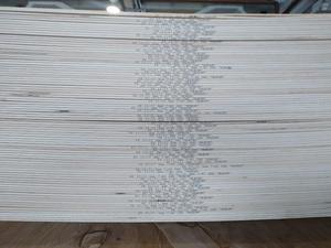 La mejor oferta de madera contrachapada de abedul, materiales de madera de grado B/BB, hojas de madera de varios tamaños para laminado o chapa - Product Image 3