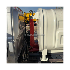 Camión de basura de <span class=keywords><strong>gancho</strong></span> usado Contenedor cerrado Compatible <span class=keywords><strong>con</strong></span> brazo hidráulico Carga rápida - Product Image 5