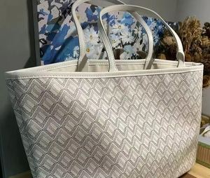 Borsa Tote Grande da Donna Sovradimensionata Vintage in Tela Impermeabile e PU con <span class=keywords><strong>Monogramma</strong></span>, Chiusura Aperta, Fantasia a <span class=keywords><strong>Lettere</strong></span> di Ispirazione Lusso, Ideale per il Viaggio - Product Image 6