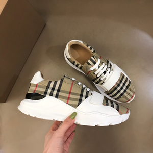 Chaussures de sport en toile de haute qualité en gros, chaussures décontractées de luxe à semelles épaisses pour hommes et femmes, idéales pour l'extérieur - Product Image 3