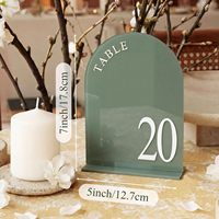 Numéros de table pour invitations de mariage découpés au laser en acrylique pastel