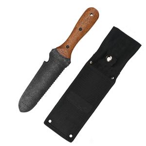 Espátula de jardín multifuncional de acero inoxidable con acabado lavado a la piedra, personalizable OEM, mango de madera, portátil, con clip de cinturón ajustable para camping - Product Image 1