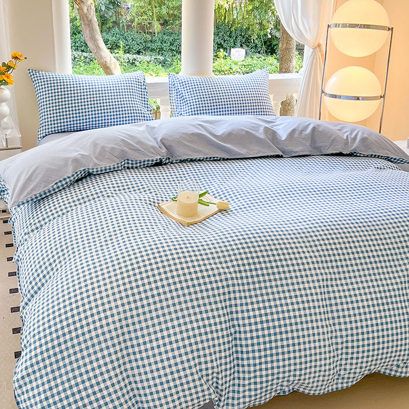 Petits carreaux bleus