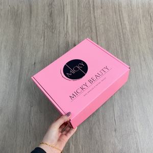 Caja de Envío Corrugada Rosa Completa - Caja Tipo Avión Rosa por Dentro y por Fuera para Empaquetado de Comercio Electrónico con Marca - Product Image 6