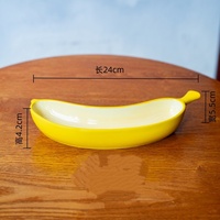 Keramische creatieve banaanvormige dessertbordjes, hartvormige fruit- en sushi-borden, Amerikaanse stijl, huishoudelijke rituele voorraad.
