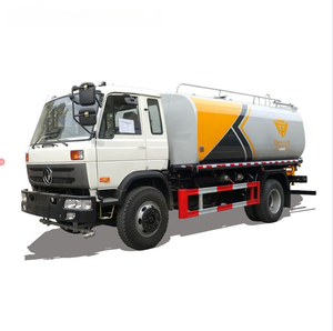 Camión Cisterna de Agua Dongfeng 4x2 de 12 Toneladas Personalizado con Funciones de Riego Completas para Transporte de Agua Industrial - Product Image 5
