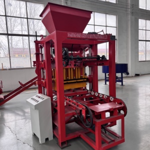 Macchina per la Produzione di Mattoni Solidi QT4-26 Semi-Automatica per Mattoni Forati in Cemento con Scatola del Cambio - Product Image 1