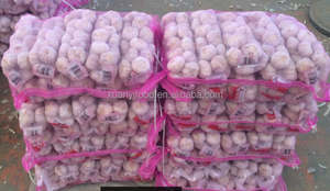Base de <span class=keywords><strong>planta</strong></span> de ajo de China, suministro de fábrica, ajo blanco y rojo puro fresco, 50/60/70mm, ajo blanco fresco, nueva cosecha - Product Image 5