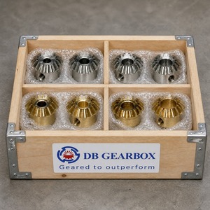 Engrenage conique module 0.8, 15 dents, 45 et 90 degrés, alésage 3, 4, 5, 6, 6,35 mm, vis de réglage, rapport de transmission 1:1, standard - Product Image 4