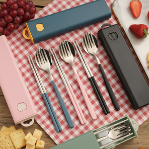 أدوات مائدة محمولة كورية من الفضة المعدنية، طقم أدوات طعام من الفولاذ المقاوم للصدأ، طقم أدوات طعام للسفر 3 في 1 مع حافظة - Product Image 1