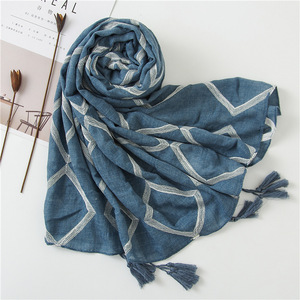 <span class=keywords><strong>Scialle</strong></span> in cotone viscosa estivo <span class=keywords><strong>scialle</strong></span> alla moda da donna morbido lungo ricamato in Pashmina <span class=keywords><strong>con</strong></span> <span class=keywords><strong>frange</strong></span> - Product Image 1