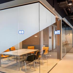 Pdlc Glas Oem Odm Aangepaste Interieur Kantoor Partitie Verstelbare Schakelbare Privacy Smart Elektronisch Glas