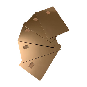 บัตรเครดิตสแตนเลสสตีลคุณภาพสูง เงางาม ลายกุหลาบ บัตรธนาคารโลหะเต็มใบ บัตรวีซ่า  สลักชื่อและหมายเลขได้ สำหรับงาน DIY - Product Image 5