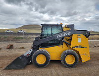 Chargeuse compacte sur pneus de 1,3 tonne XC7-SV12 avec système hydraulique à haut débit et déplacement à deux vitesses pour projets de manutention de matériaux en ferme et entrepôt