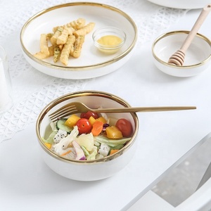 Pologne Famille Ustensile <span class=keywords><strong>De</strong></span> Cuisine <span class=keywords><strong>De</strong></span> Luxe Restaurant Or Jante Blanc <span class=keywords><strong>Noir</strong></span> Plats En Céramique Porcelaine Apéritif Assiettes Ensembles <span class=keywords><strong>De</strong></span> <span class=keywords><strong>Vaisselle</strong></span> - Product Image 3
