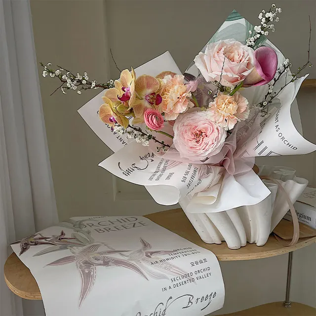 Ramo floral fresco embalaje de papel tisú Impresión de flores de China floristería papel de envoltura de flores