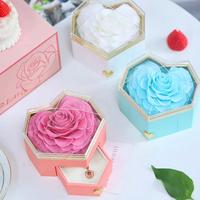 Vente en gros de fleurs fraîches de luxe, roses naturelles éternelles, boîte à bijoux créative faite à la main pour la Saint-Valentin, la remise des diplômes
