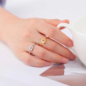 Anneau de soleil brillant pour femmes en acier inoxydable <span class=keywords><strong>Boho</strong></span> bagues réglables nouveaux bijoux de mode cadeau d'anniversaire - Product Image 3