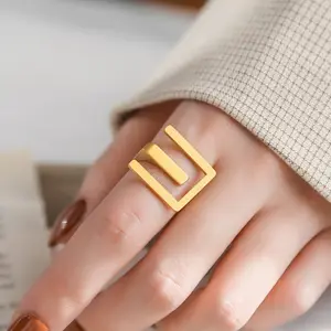 Преувеличенное кольцо для ногтей, ювелирные изделия, палец, буква, E кольцо, 18K PVD, позолоченное кольцо из нержавеющей стали для женщин
