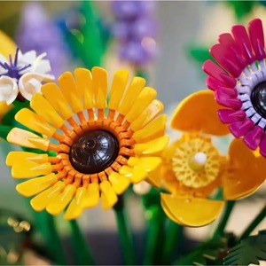 Set Bouquet di Fiori Selvatici 40 Pezzi, Fiori di Plastica, Papaveri, Lavanda, Gioco di Costruzione, Tema Paesaggi, Artigianato per Adulti - Product Image 3