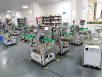 Machine automatique d'autocollant d'étiquettes d'avion plat de côté supérieur de boîte en plastique étiqueteuse automatique d'étiqueteuse à vendre