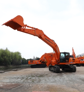 Excavatrice sur chenilles LG6306F G4 de 30 tonnes avec moteur Isuzu, haute efficacité, garantie 1 an, pompe et boîte de vitesses - Product Image 3