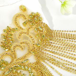 Schwere Braut-Applikation mit Gelbgold-Kristall-Patch und Bunten Strasssteinen, Perfekt Passend für Couture-Kleider - Product Image 4