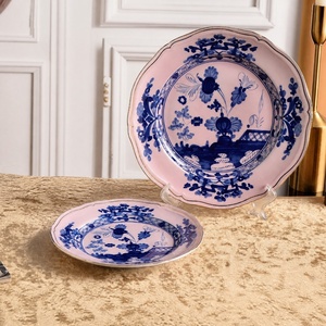 Assiette en céramique écologique à bord festonné, motif floral vintage sur porcelaine, vaisselle moderne de 8 et 10 pouces - Product Image 5