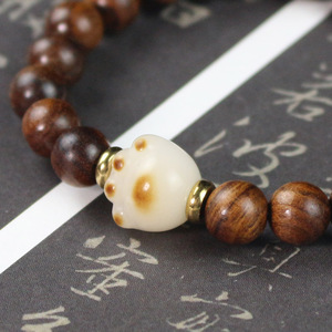 Buster's Claw Black Rosewood Bracelet 8mm Single Strand <b>Cat</b> Paw Design Unisex Jewelry <b>Gift</b> Chinese Style - Product Image 2